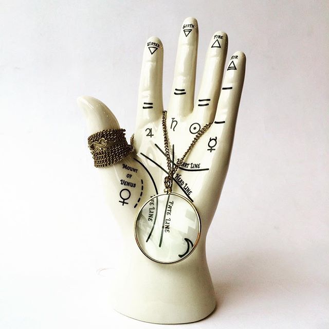 Small_MartGM's tweet photo. Fun, functional and affordable gift ideas from our friends @Kikkerland. Find them at #smallmartstratford! https://t.co/3G9LG48tlG https://t.co/4X8hIh9sAN