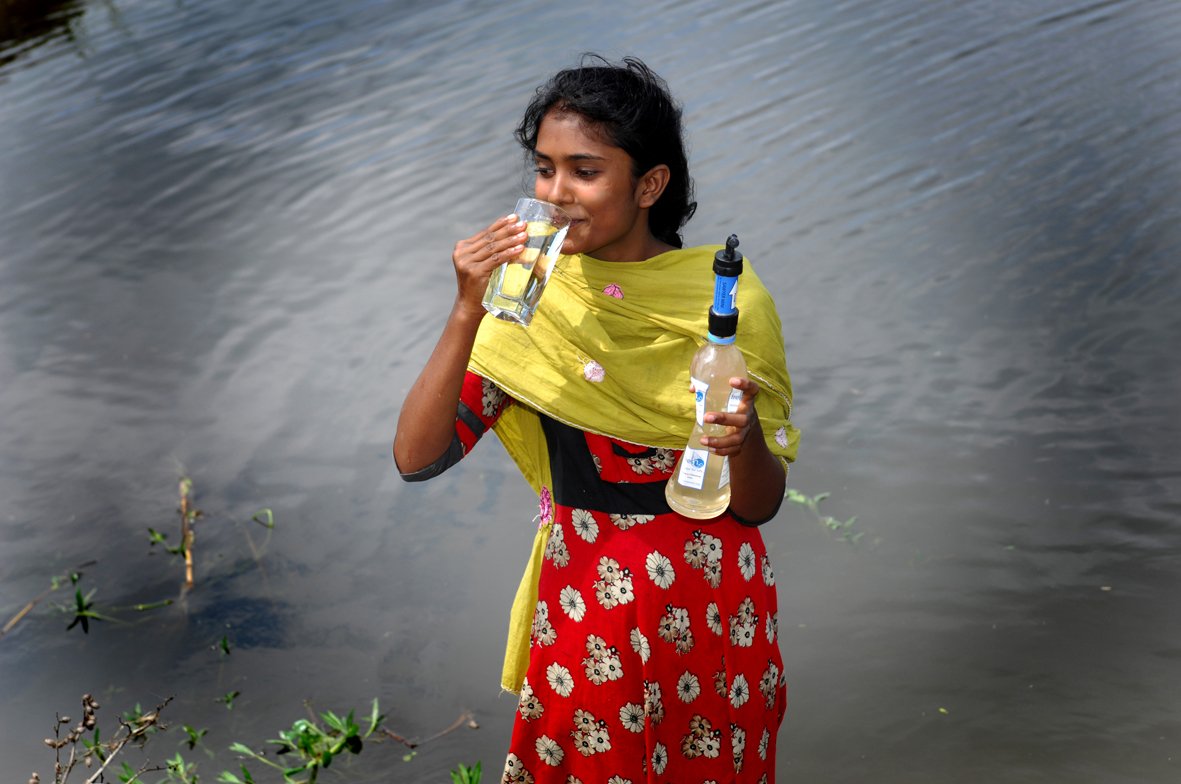 fresh2o's tweet photo. 1 in 10 lack access to safe water. Help decrease this figure by spreading awareness of our filters! Please retweet https://t.co/j1KQwA5SeG