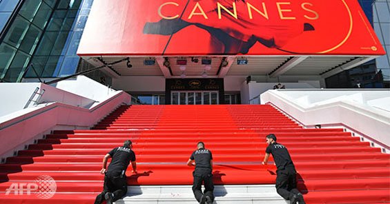 RCNEspectaculo's tweet photo. Cannes, la gran fiesta del cine, arranca este miércoles su versión número 70. https://t.co/dTaeuLKwF8 https://t.co/p5PoAGTnGM