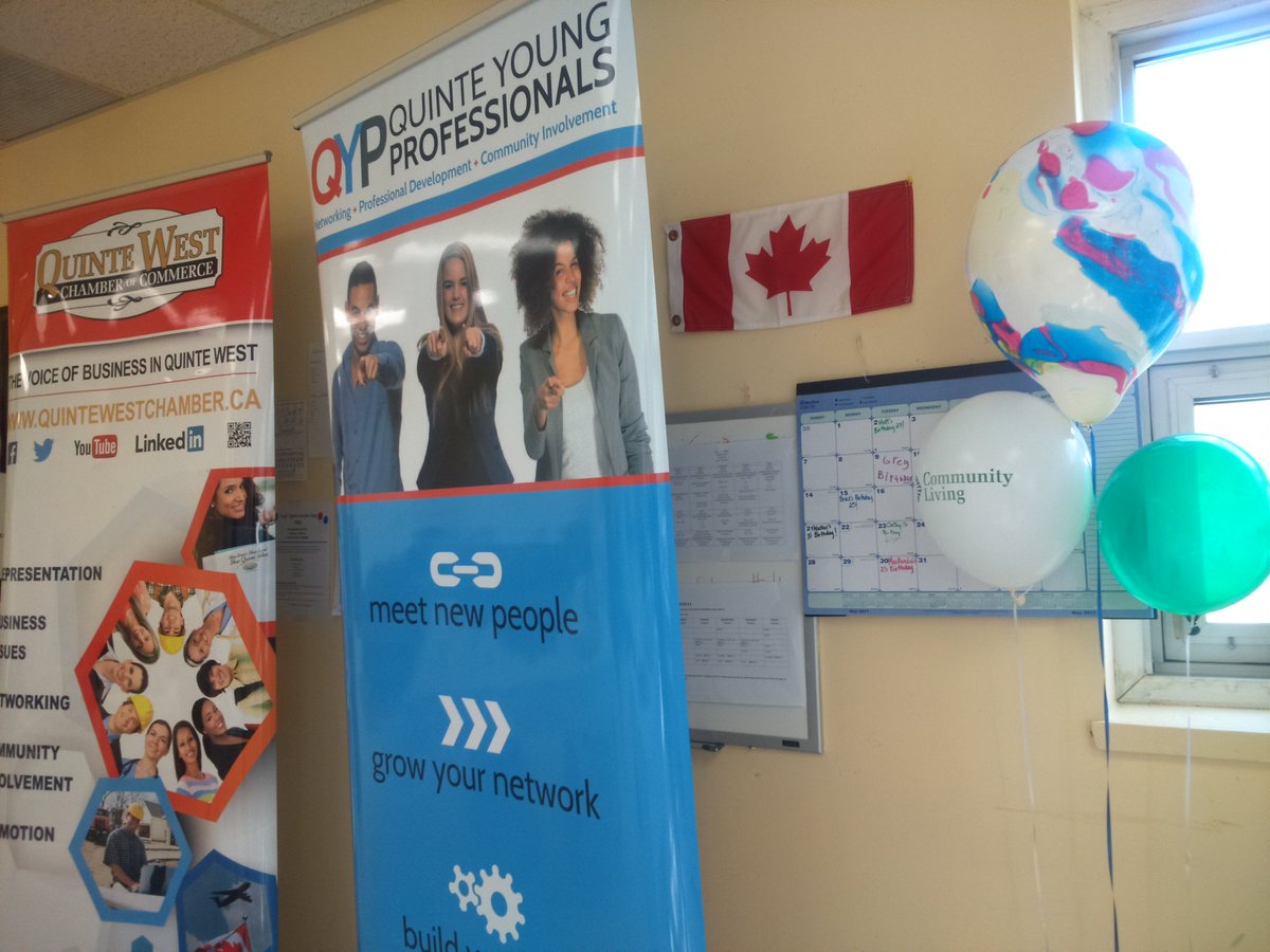 Oldies1009's tweet photo. A great night celebrating #YPWeekCanada with @QWChamber and @QuinteYP.  Thanks to @CLOntario in @quintewest for hosting! #ChamberNetwork https://t.co/dwTBrdZcUh