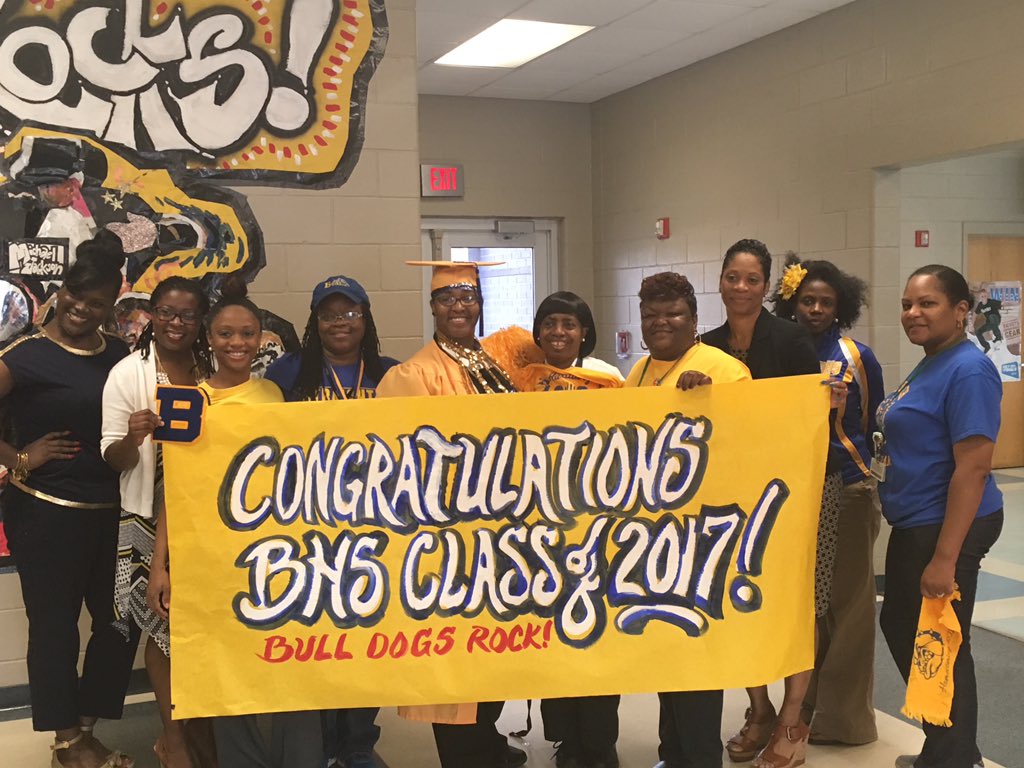 1009Dolphins's tweet photo. Congratulations A. E. Beach HS C/O 2017! Some once walked the halls of DeRenne as students, look at you now @1009principal @SCCPSS @AnnLPGA https://t.co/qdI1yoHb5z