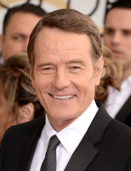 KOHD9's tweet photo. #Kimmel TONIGHT: @BryanCranston, @kelly_rohrbach &amp; music from @Paramore! Plus Costco Returns w/ @TheCousinSal https://t.co/t95WZ7qbUx