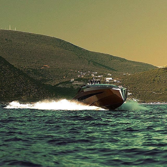LiveDreamLife's tweet photo. Time for a cruise! 🌊😎 #beautifulplaces #livedreamlife https://t.co/f9PR21gdjt https://t.co/KwcIq2qBVr