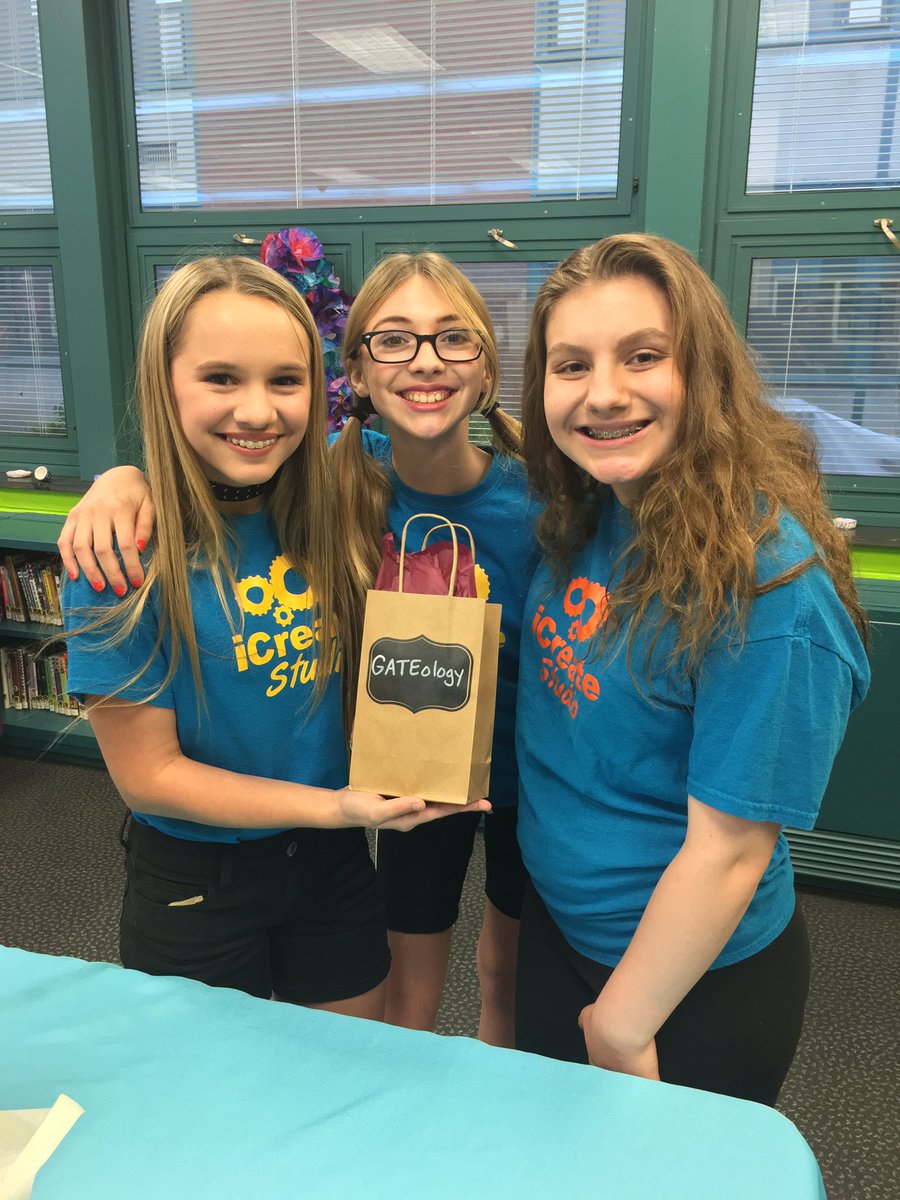MrsBonatesta's tweet photo. My sixth grade girlies sold a ton of #BathBombs tonight at #RemakeLearningNight @EF_MS π₯π₯βοΈπ¦ https://t.co/5hDsjGqAp1