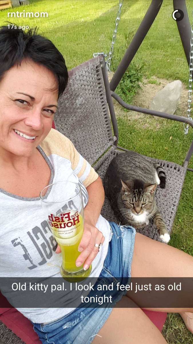 rntrimom's tweet photo. #oldpet #portchswing #windy https://t.co/ZWYClTFtCT