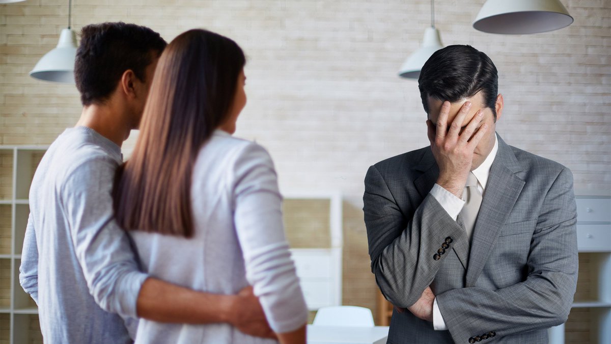 WilsonGordonLLC's tweet image. Th Strangest Questions Buyers Have Ever Asked About a House
(... Things are about to get very, very weird)
=&amp;gt; ow.ly/QEX230bOFI0