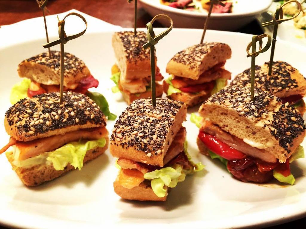 amandafreitag's tweet photo. Last night I had a blast cooking a fresh Salmon "BLT" with @lidlus gorgeous products. I was happy to help announce… https://t.co/vPu00nPo3o https://t.co/EwizapLr5x
