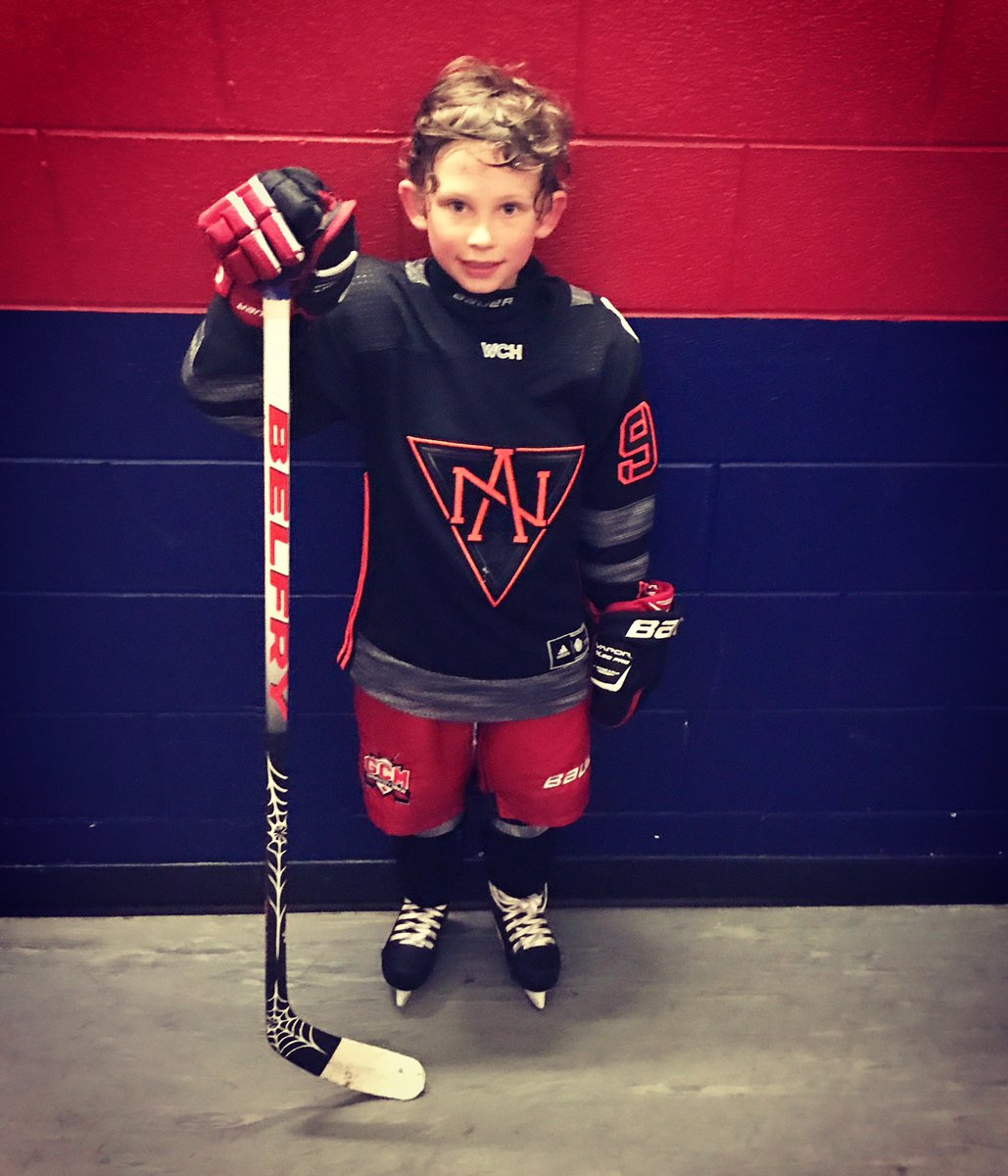 yogikh's tweet photo. ❤️'s his new belfry spider @belfryhockey #eb2 #belfryhockey #eb2spider #ambassador https://t.co/Y3n9UNmQtY