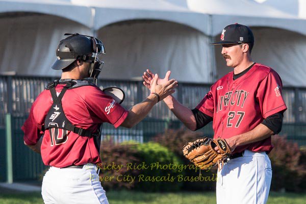 RickyRick_Photo's tweet photo. @rcrascals take game 1 of the double header from @EvilleOtters 3-0 5/17/17 @FLProBaseball #baseball #frontierleague #rascals #rcrascals https://t.co/r7U2eTH9Sy