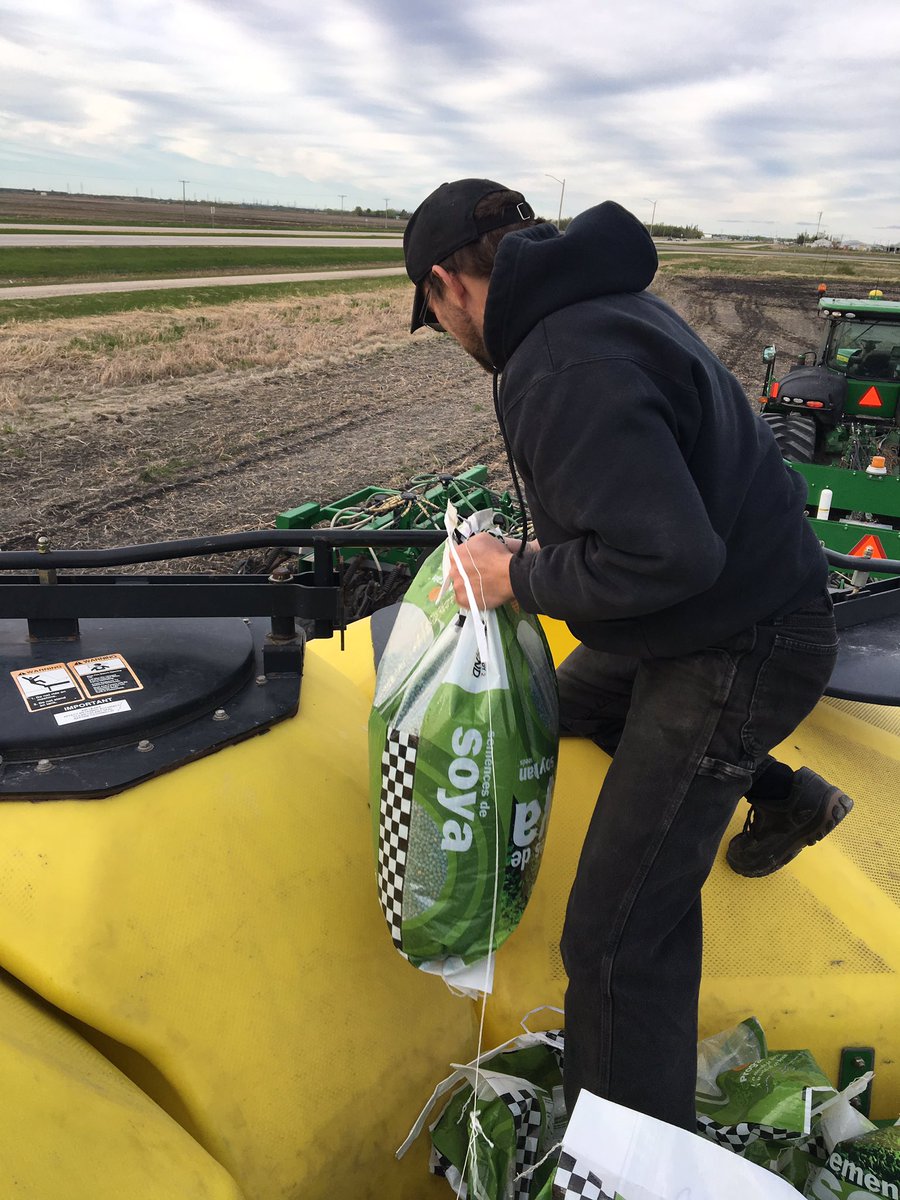 Bradley Gregg tweet media