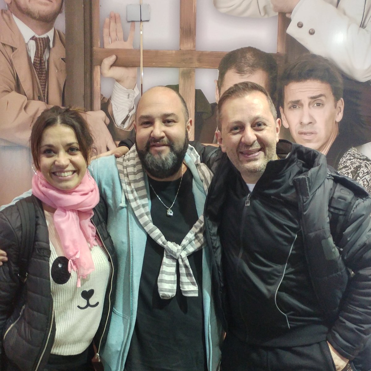 Los quiero <a href="/fermetilli/">Fernanda Metilli</a> <a href="/Nico_Scarpino/">Nicolas Scarpino</a> Siempre es lindo verlos y charlar ..Me reí sin parar