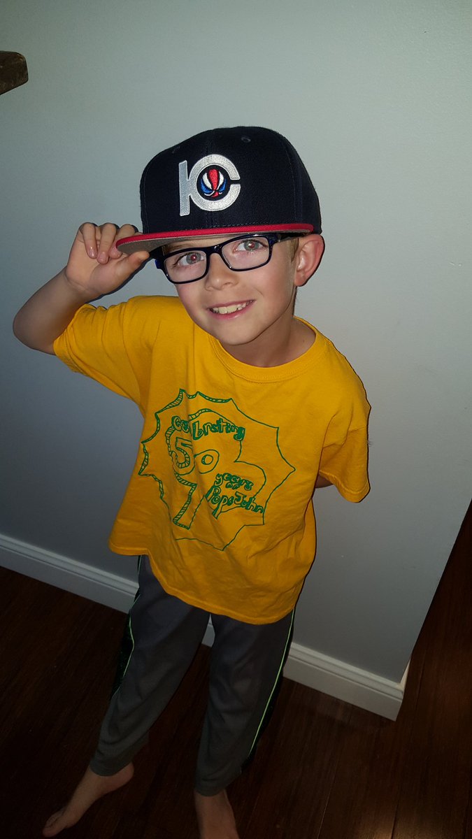EuclidWoodland's tweet photo. Get these sweet Colonels hats &amp; more vintage Colonels gear at https://t.co/Lfzl4KQafJ! #nbaplayoffs #nba #kentuckycolonels #nbatolouisville https://t.co/HXSec0Zpbj