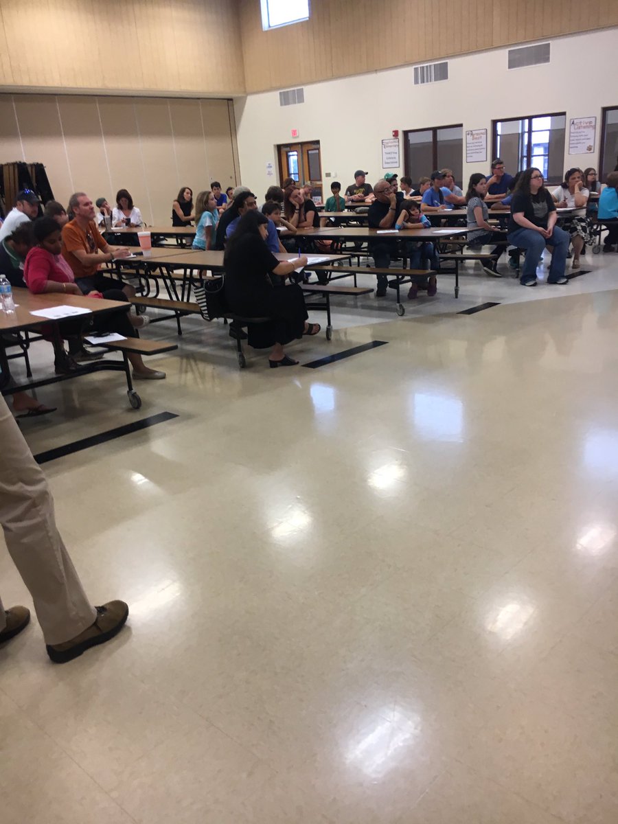 Great turnout at our first parent athletic meeting! @wearePRMS <a href="/PearsonRanchMS/">Pearson Ranch MS</a>