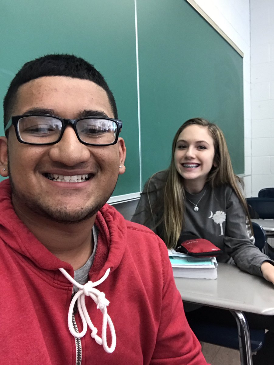 olivia13524's tweet image. happy bday bff💘💘💘love you #mathgrind