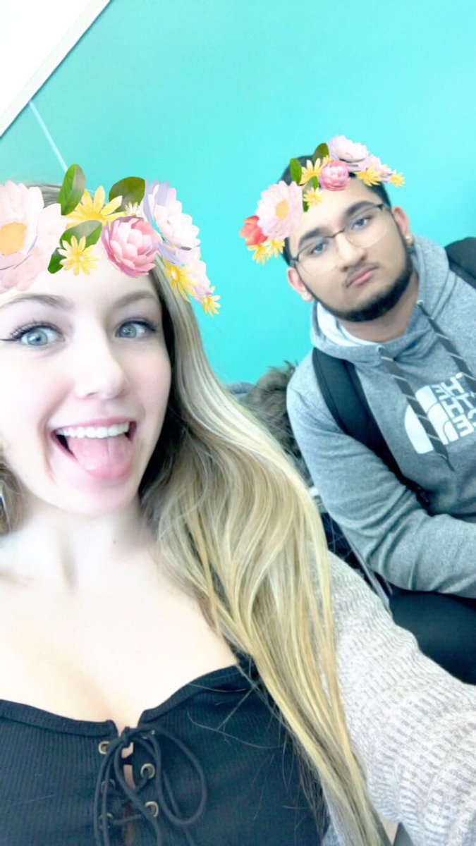 olivia13524's tweet image. happy bday bff💘💘💘love you #mathgrind