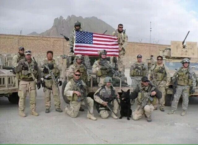 RednecksNews's tweet photo. Retweet if you support the troops 100% https://t.co/kIW1Pzju0d