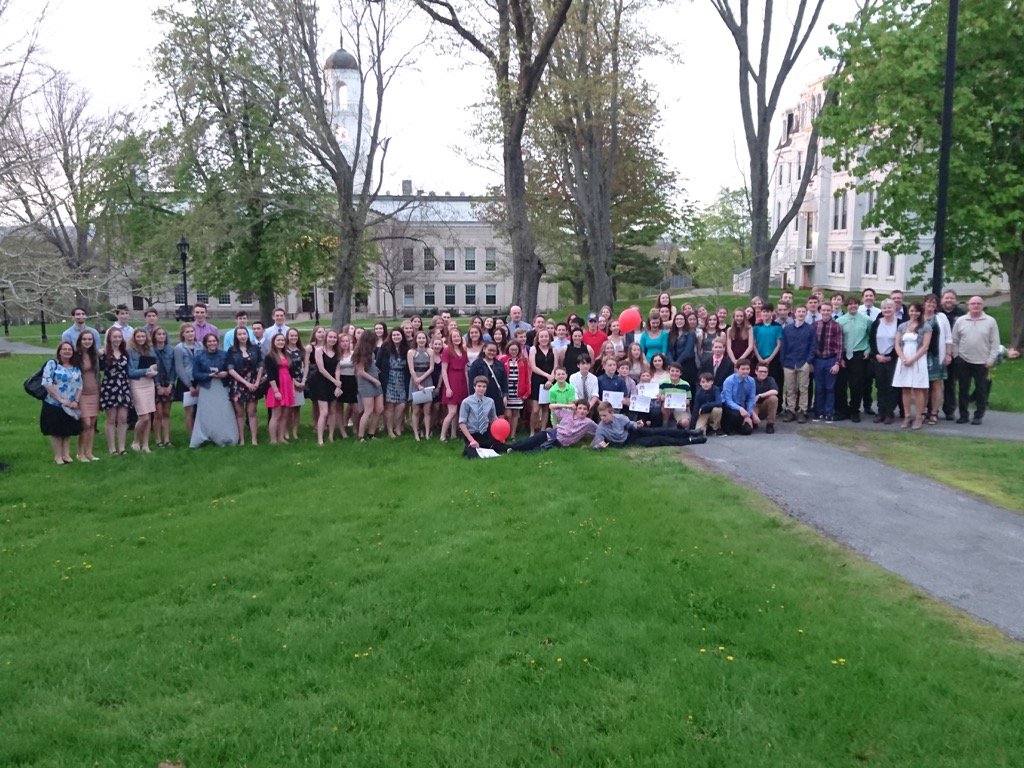 A great way to finish off a terrific year AXE Volleyball! 🏐🅰<a href="/volleyballNS/">Volleyball NS</a> <a href="/AcadiaU/">Acadia University</a> <a href="/AcadiaAthletics/">Acadia Athletics</a>