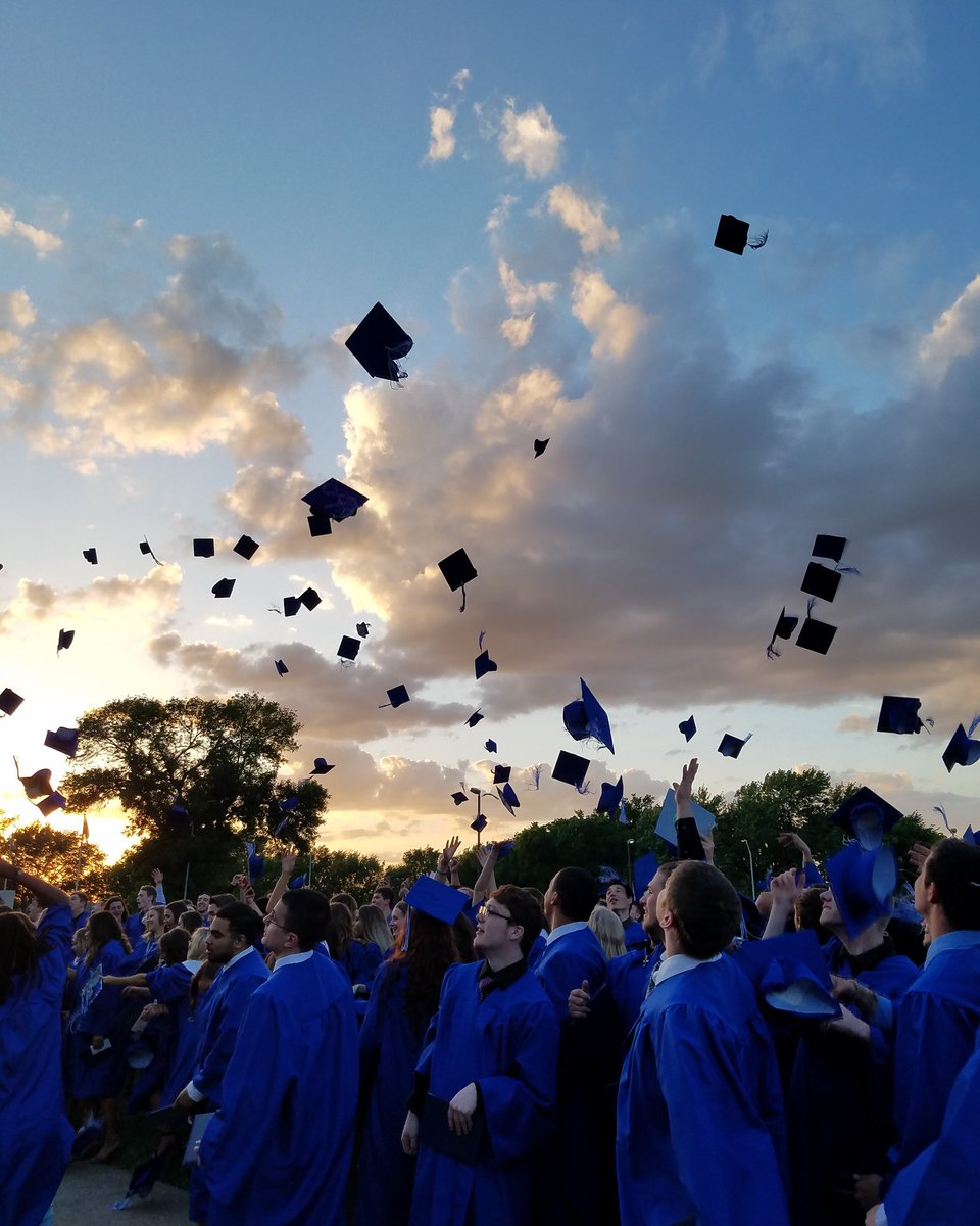 GV_Schools's tweet photo. Congratulations to the Class of 2017! https://t.co/4DmprEl9ji