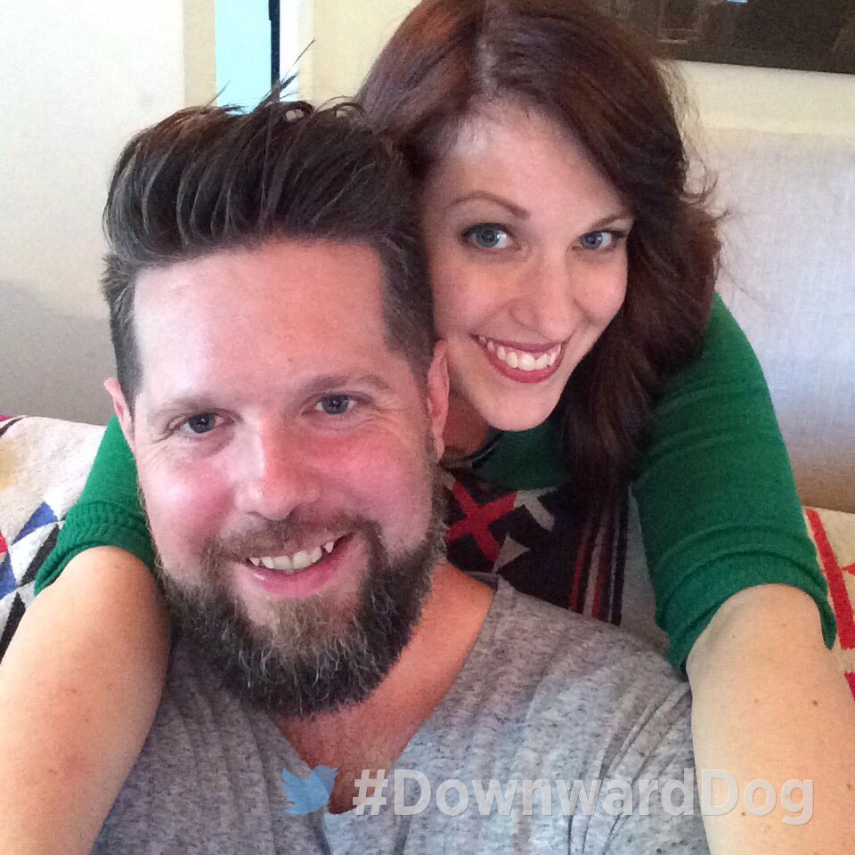 downwarddog_abc's tweet photo. Just a girl and the voice of her dog. #DownwardDog @sammhodges @Allison_Tolman https://t.co/tMawU7ZdjP