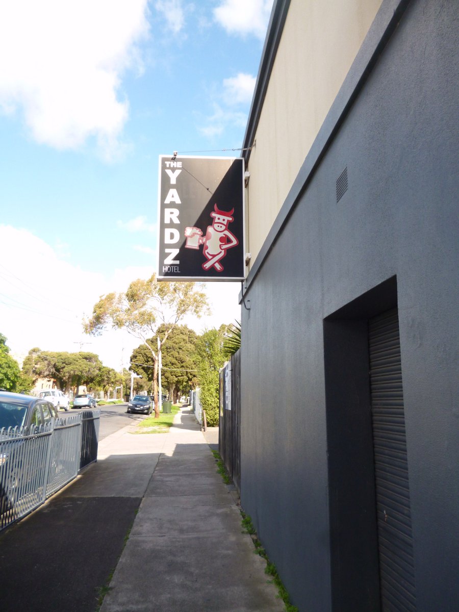 Wheel4MND's tweet photo. One final one Thank you to the generous patrons &amp; staff at #TheYardzHotel #Geelong #Wheel4MND #MNDWeek17 Funds to
#MNDVictoria @MNDVic X https://t.co/pJWLmQglhg