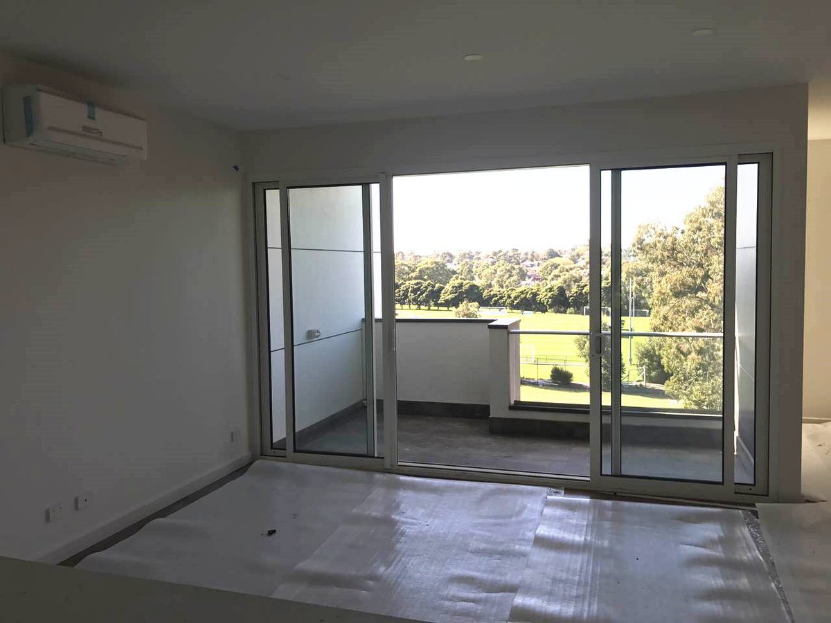 goldfieldgroup's tweet photo. Canterbury Rise: fixing stage finished; all townhouses and apartments in final stage. #propertydeveloper #melbourne #realestate #boxhill https://t.co/t35kBLGBeX