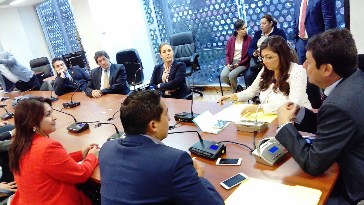 SofiaEspinRC's tweet photo. Desde hoy formo parte de la Comisión del Desarrollo Económico, Productivo y la Microempresa. Vamos a redoblar esfuerzos!
#ComisionesAsamblea https://t.co/ikJ4bZy7AP