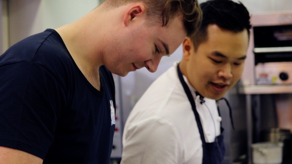 ProudToBeAChef's tweet photo. Time to get close and intimate with one of our masterchefs…Buddha! Our apprentices learned a heap from this man #FPTBAC17 #feedyourmind https://t.co/3sfYVovgoq