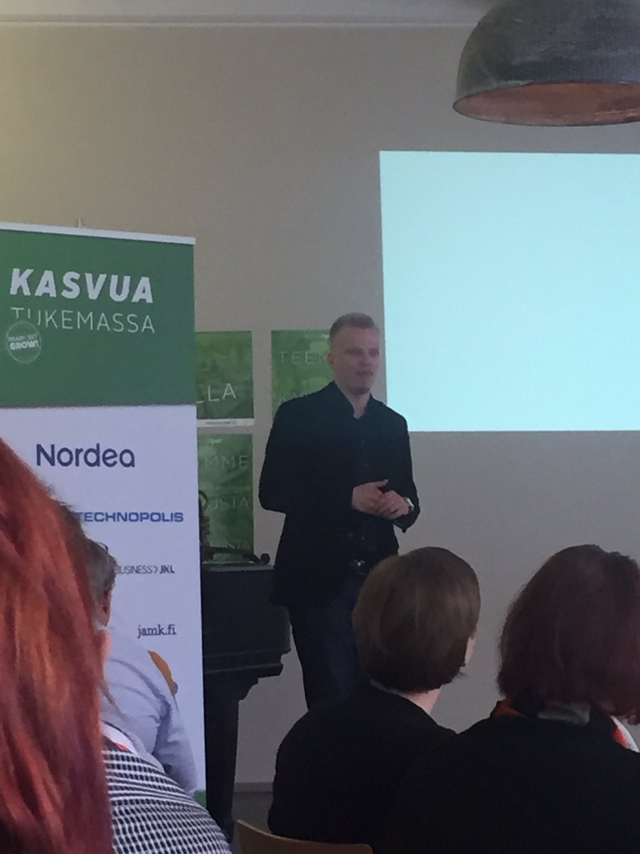 lena_forsstrom's tweet photo. @kasvuopen #itäuudenmaan kasvupolku loviisassa 😎 #ansaproduction 👍 #hamariauditorium #merittabra👙 https://t.co/bCmxyxUA1y