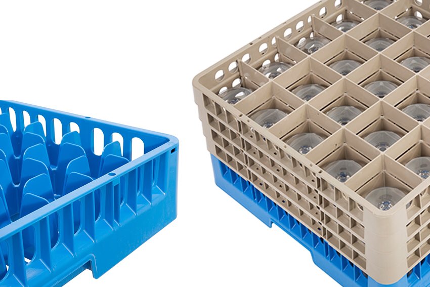 Plastibac's tweet photo. Another new arrival: our own Gastroplus dish racks and glass racks for commercial #warewashing. #horeca #food industry #vaatwaskorf https://t.co/65z4DCSTzL