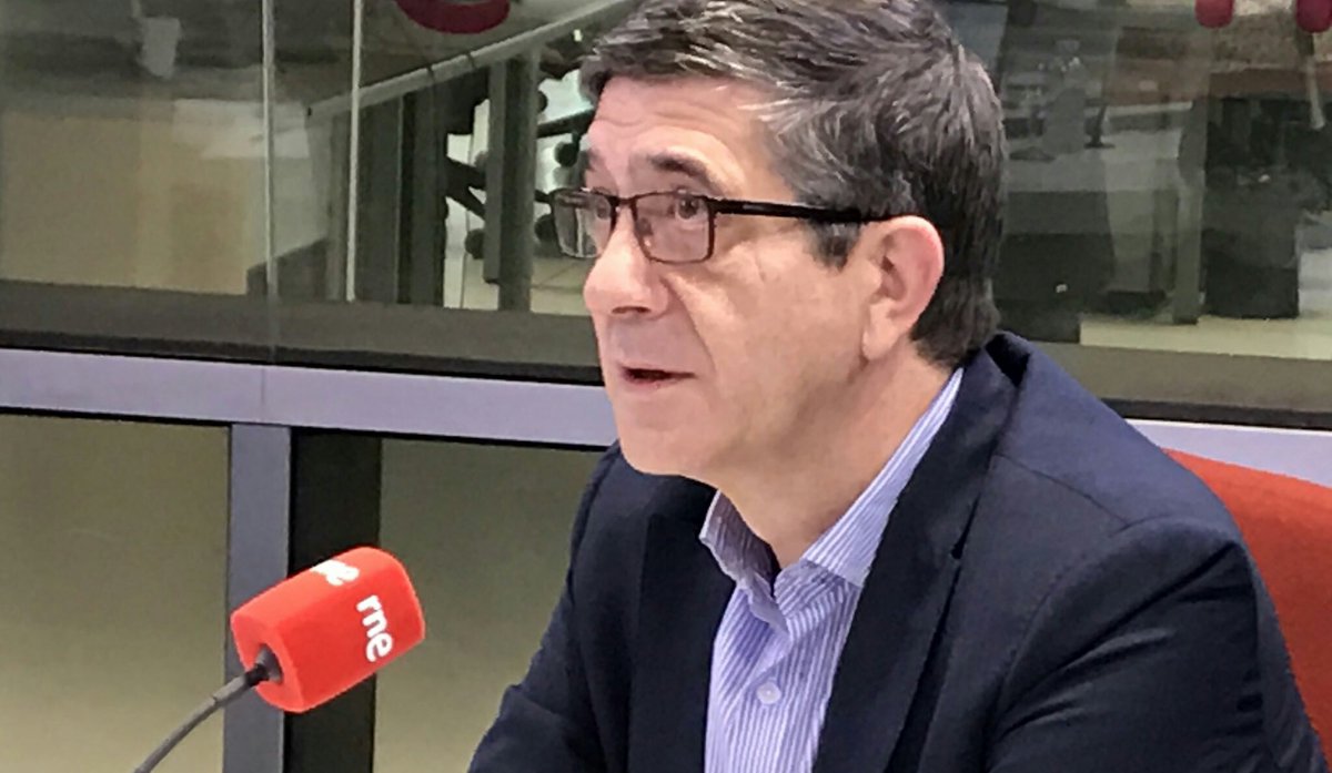 jcarlos_ortega's tweet photo. 🔴@patxilopez: «Yo nunca estoy en 'tierra hostil' entre compañeros». #unidadyprograma https://t.co/r4VoVsT9n8