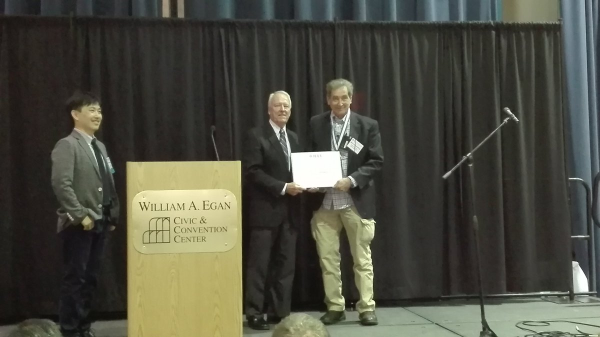 Stephen Grossberg receiving the IEEE CIS Frank Rosenblatt award honouring his outstanding career #ijcnn17