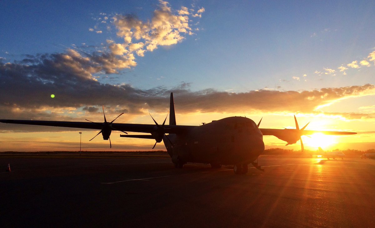 DMitchellCTV's tweet photo. After a 15 hr day... it's real good to be home. #yeg #EIA #hercules https://t.co/VmnPhkKsdz
