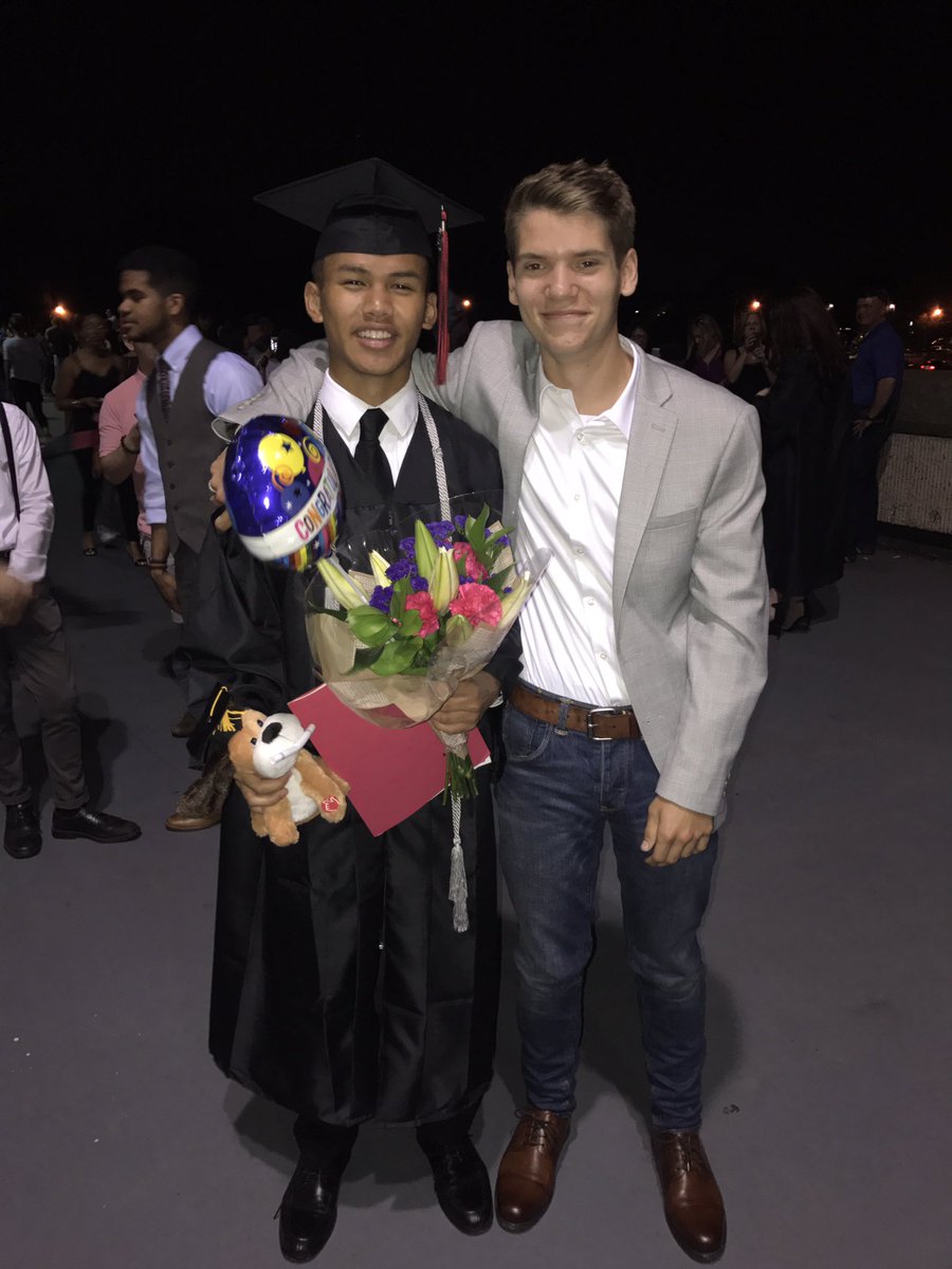 j_eremiahp's tweet photo. Shout out to my brother Darwin. You made it! https://t.co/AJhOyueSei