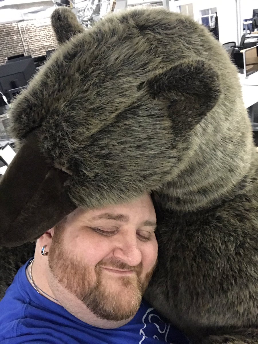Today has obliterated my ability to respond coherently to anything, so instead have these pics of me and a friendly bear. #boop!