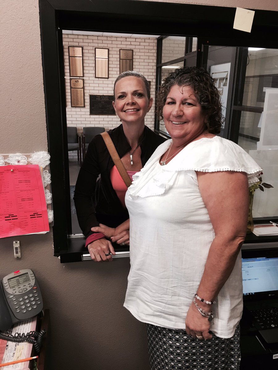 HeroThanks's tweet image. Kindness is a gift that friendship brings! Paula  &amp;amp; Anila advocates w/ kids &amp;amp; parents alike! carrytheload.org/goto/chaplaina…