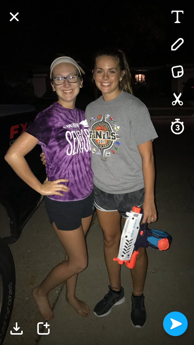 kenzielue22's tweet photo. 50 shades wetter 2-0 @Chs_WaterWars https://t.co/wbjsAng2MC
