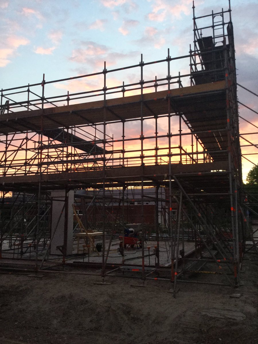 HendrikMiddel's tweet image. 49 woningen Melisseweg Groningen. Wij staan in de startblokken om de eerste woning voor #Amvest te plaatsen. @VanWijnenGroep.