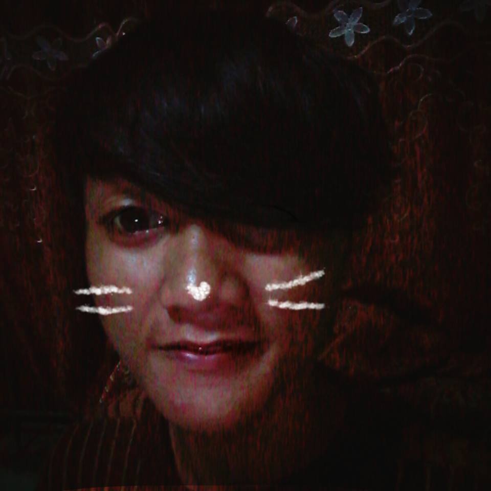 Dhevid86's tweet photo. meongg...!!! 🐱🐱🐱🐱 wkwkwkwk.... 
#Sweet cat's voice .. 😆😆😅😂😁🤣🤣 https://t.co/WQhRBfaY1G