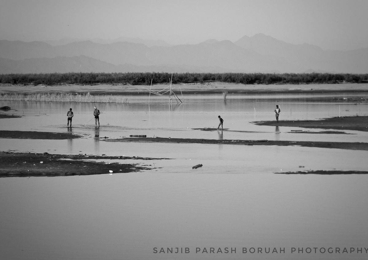 _azzSanjib's tweet image. Somewhere at Brahmaputra .
#Nikon #mysimpleclick #Assam #bramaputra #blackandwhite #