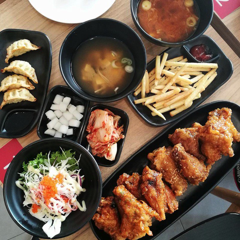 #ถูกบอกต่อ บุฟเฟ่ต์ไก่ทอดเกาหลี!! Wings Factory ราคา 279 บาท/คน!! เครื่องดื่มรีฟิล เมนูเสริมเพียบ (เกี๊ยวซ่า เฟรนช์ฟรายส์ ฯลฯ) 😍 #อร่อยไปแดก