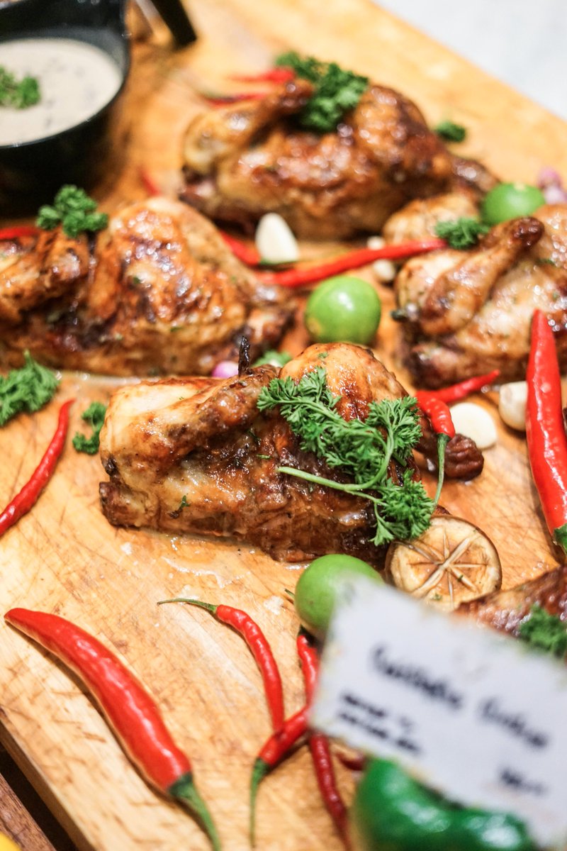 Craving for our juicy Rotisserie Chicken for lunch? It is our today's star! Feast on your daily cravings! #ismaya #publikmarkette