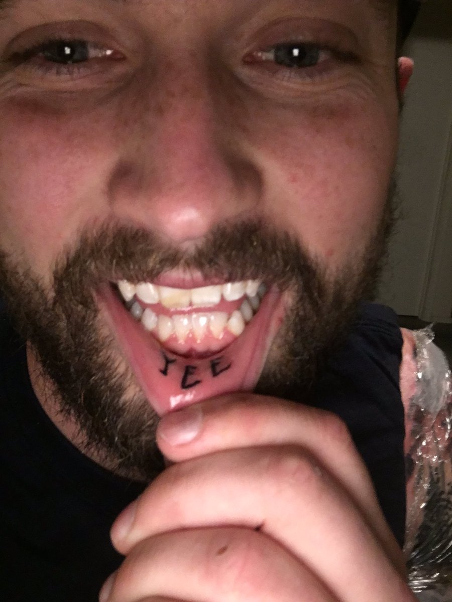 29Jt's tweet photo. Yee yee bitches! https://t.co/QvKbMbMpw0