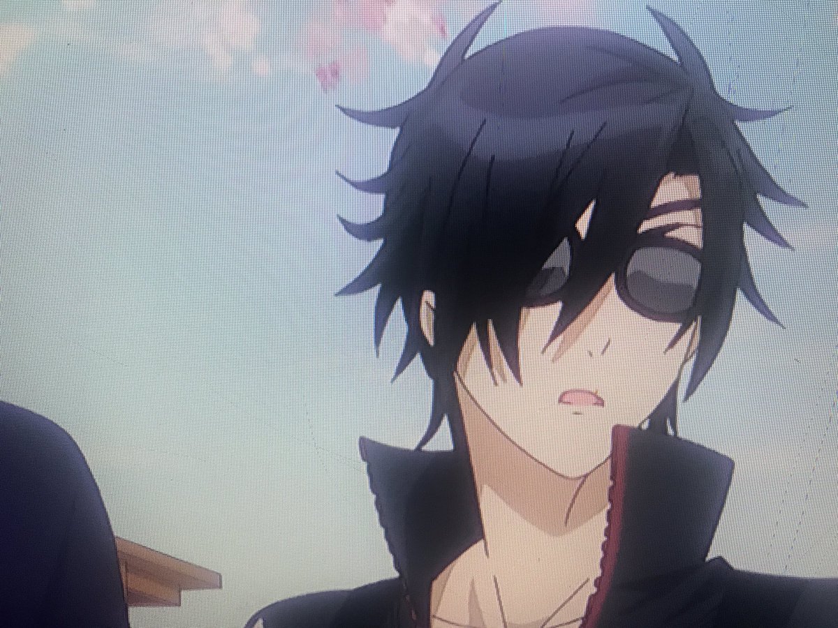 Kuro 今週は息子の受験と卒業式 Jinsの刀剣乱舞コラボで燭台切光忠 がメガネを掛けられるのかという心配のあまり Basaraで政宗様が眼帯onメガネコラボしてるから大丈夫 ってツイートありましたよね 大丈夫 燭台切光忠 も眼帯onサングラスしてるからコラボ