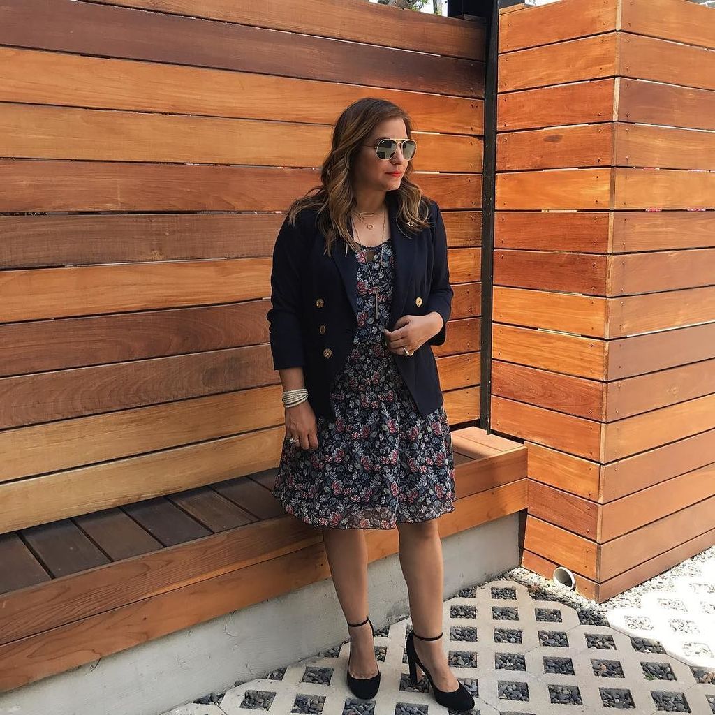 rossanavanoni's tweet photo. Business casual via @cabiclothing #cabiclothing #thecabilife #cabigirl https://t.co/Qen2AthkWD https://t.co/L5FkO0VL1Q