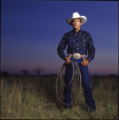 Country___Lyric's tweet photo. Happy 65th birthday to "The King of Country", @GeorgeStrait ! https://t.co/eE84E72whN