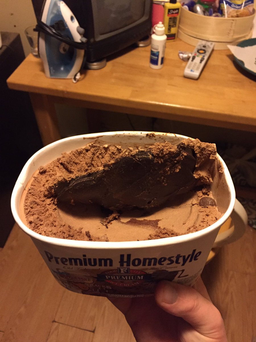 beatpatch's tweet photo. I hope your night is going as fucking great as mine! https://t.co/RRH66P5fJj