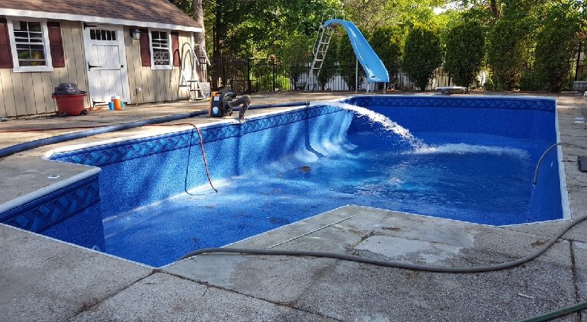 WatermanWaterNJ's tweet photo. Haledon, NJ delivery today. #ThanksFunInTheSunPools #Water #NJ #Pools #NewLiner #JoeFunariWaterman https://t.co/dgQTigssjx