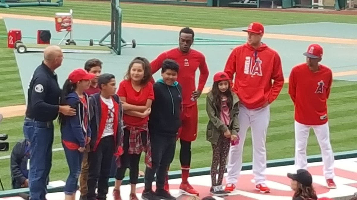 rwolf1221's tweet photo. Thank you #OCGRIP &amp; @Angels for this awesome experience for our Wildcats. Our kids even got to ask the players questions! #partnersforkids https://t.co/SlOleVsKX0