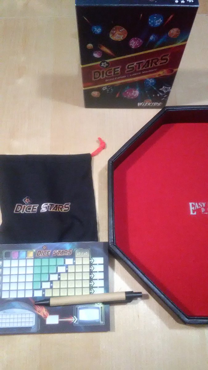 PtBoardgames's tweet photo. Finally outdid the #DiceStars #sologaming opponent--by one point! A thinky, fun puzzle I first heard of on @LowPlayerCount . Good times. https://t.co/ye7JkEE9m5