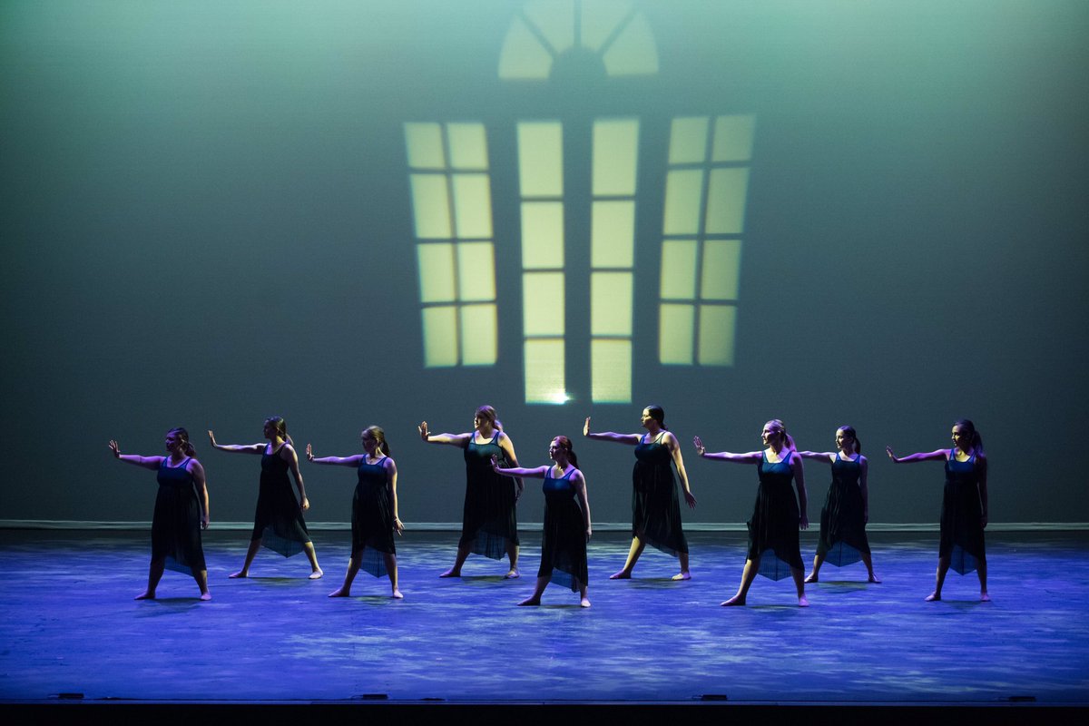 macismith_'s tweet photo. Come see @studio_5678's recital "Purple Reign" @ Gallo! May 18-20!💜👑 https://t.co/fbtSyXAebX